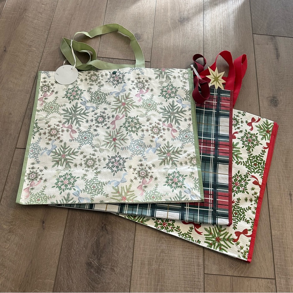 Homegoods TJMaxx Marshalls Christmas Bow Snowflake & Plaid Tartan Bags Set of 3